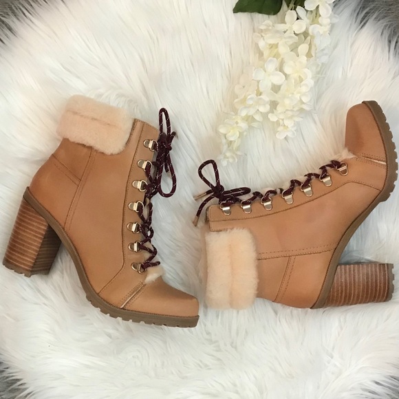True Ivy Biscuit Haley Leather Ankle Bootie/ - Picture 2 of 10